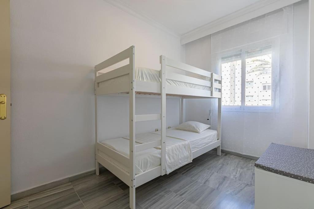 Sunny Golden Mile Apartment