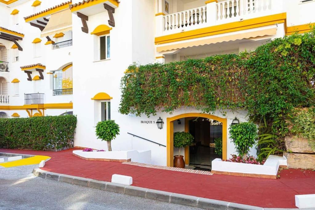 Sunny Golden Mile Marbella