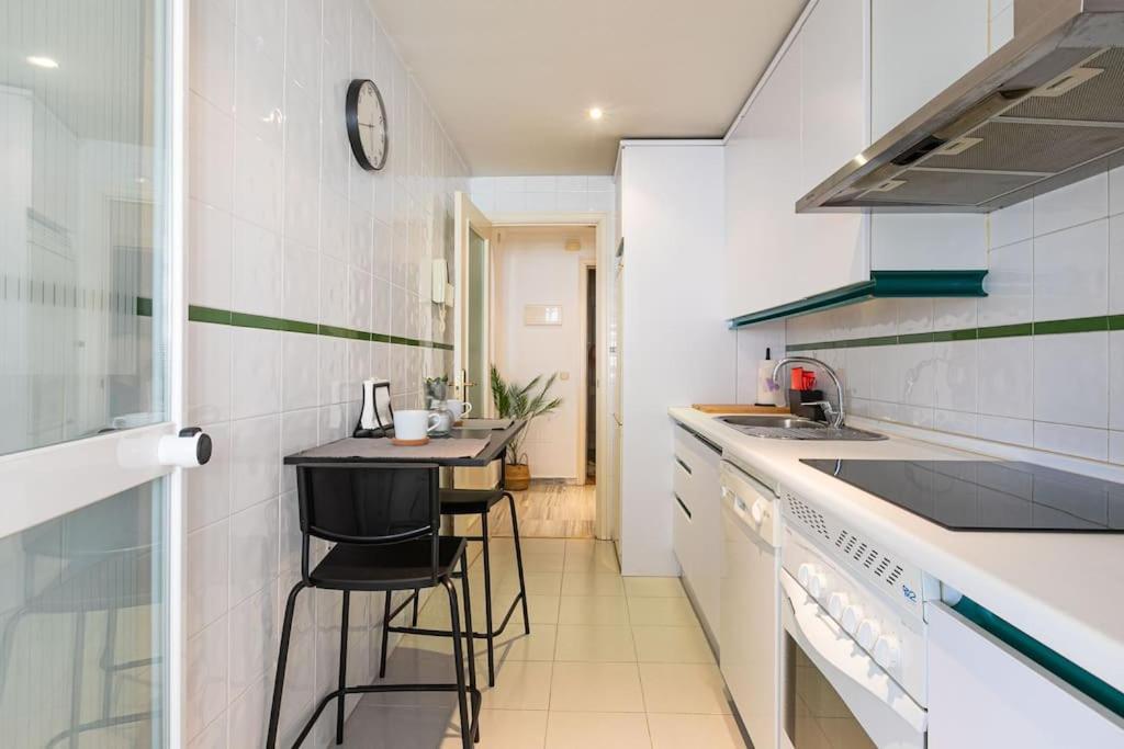Sunny Golden Mile Apartment Marbella